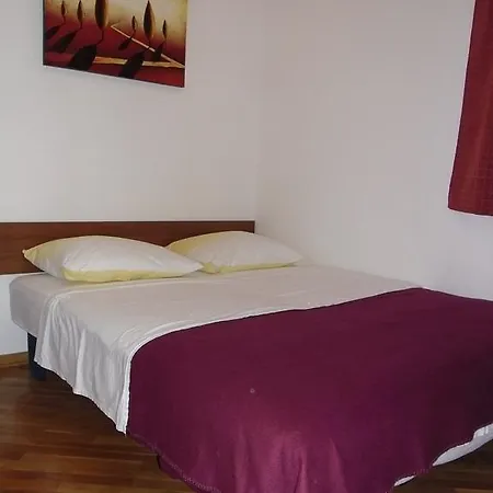 Perak Rogoznica (Sibenik-Knin)